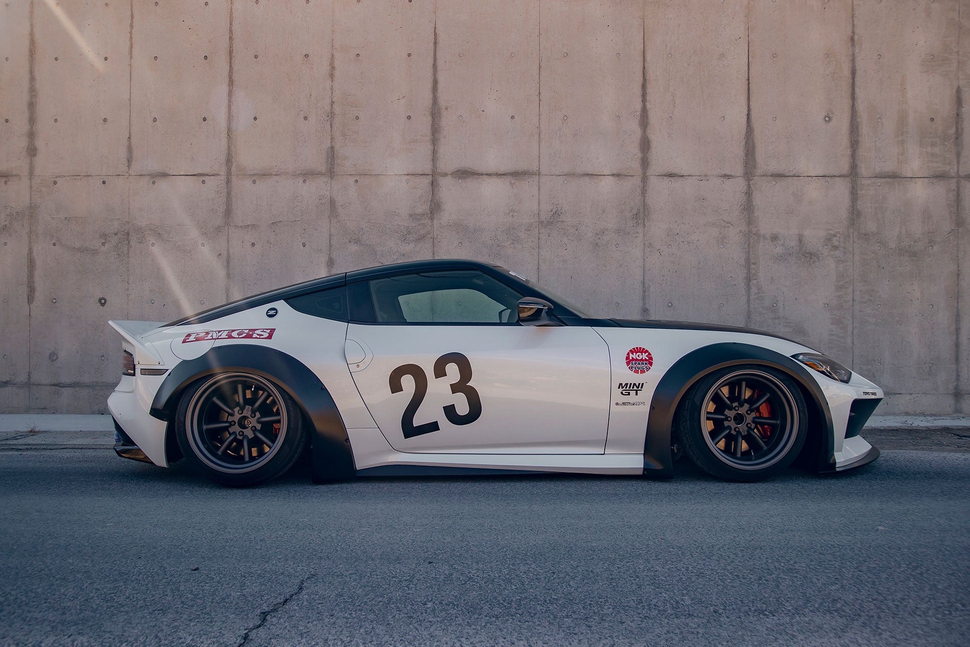 LB-WORKS NISSAN FAIRLADY ZRZ34 (400Z) COMPLETE BODY KIT – Blacklist ...