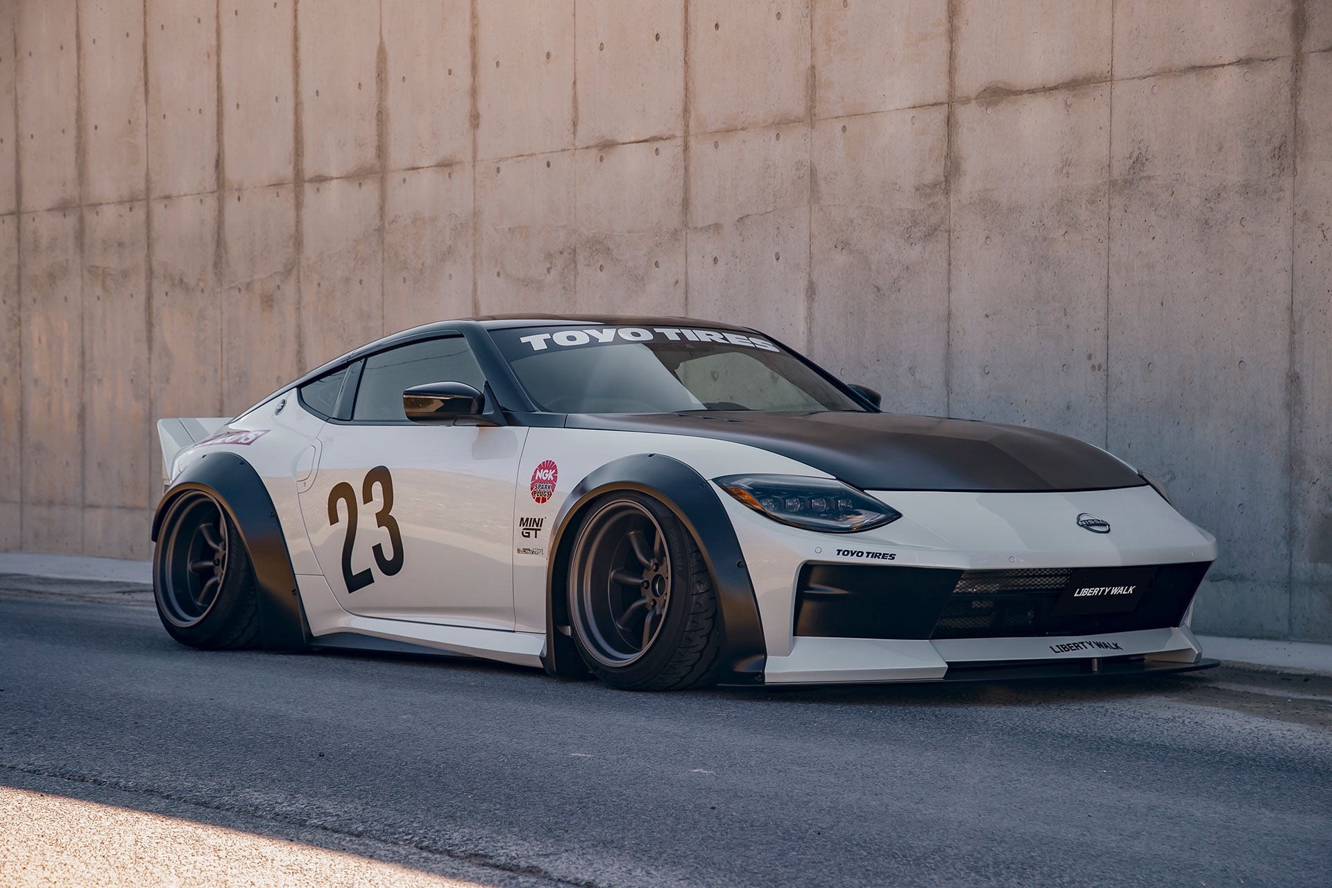 LB-WORKS NISSAN FAIRLADY ZRZ34 (400Z) COMPLETE BODY KIT – Blacklist ...