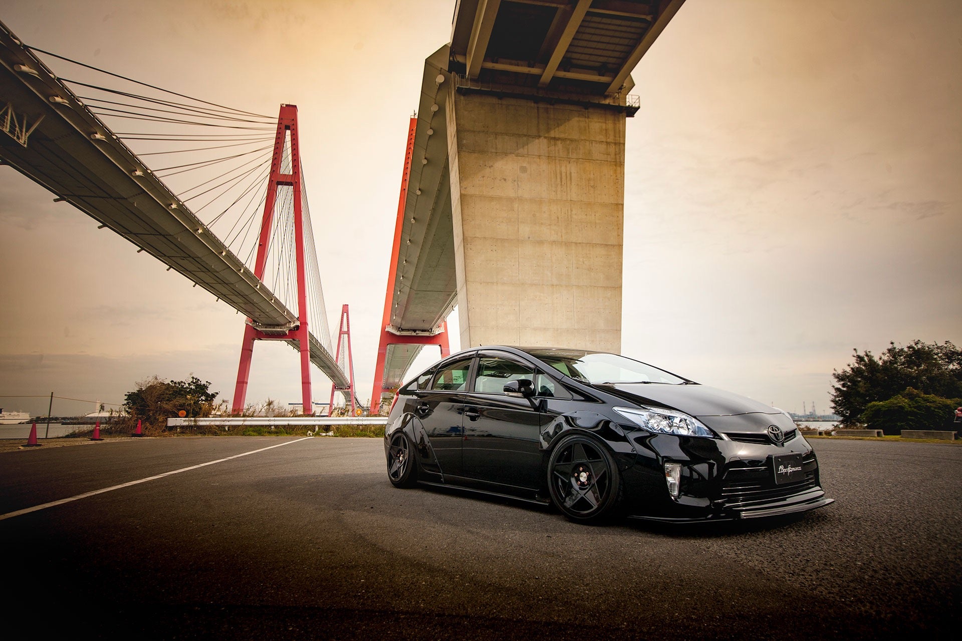 LB NATION PRIUS 30 – Blacklist Motorsports