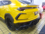 AERO REPUBLIC TC STYLE CARBON FIBER REAR BUMPER TRIM FOR LAMBORGHINI URUS